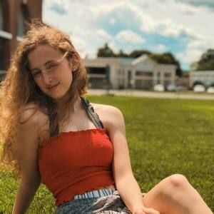 Meet your Posher, Lila